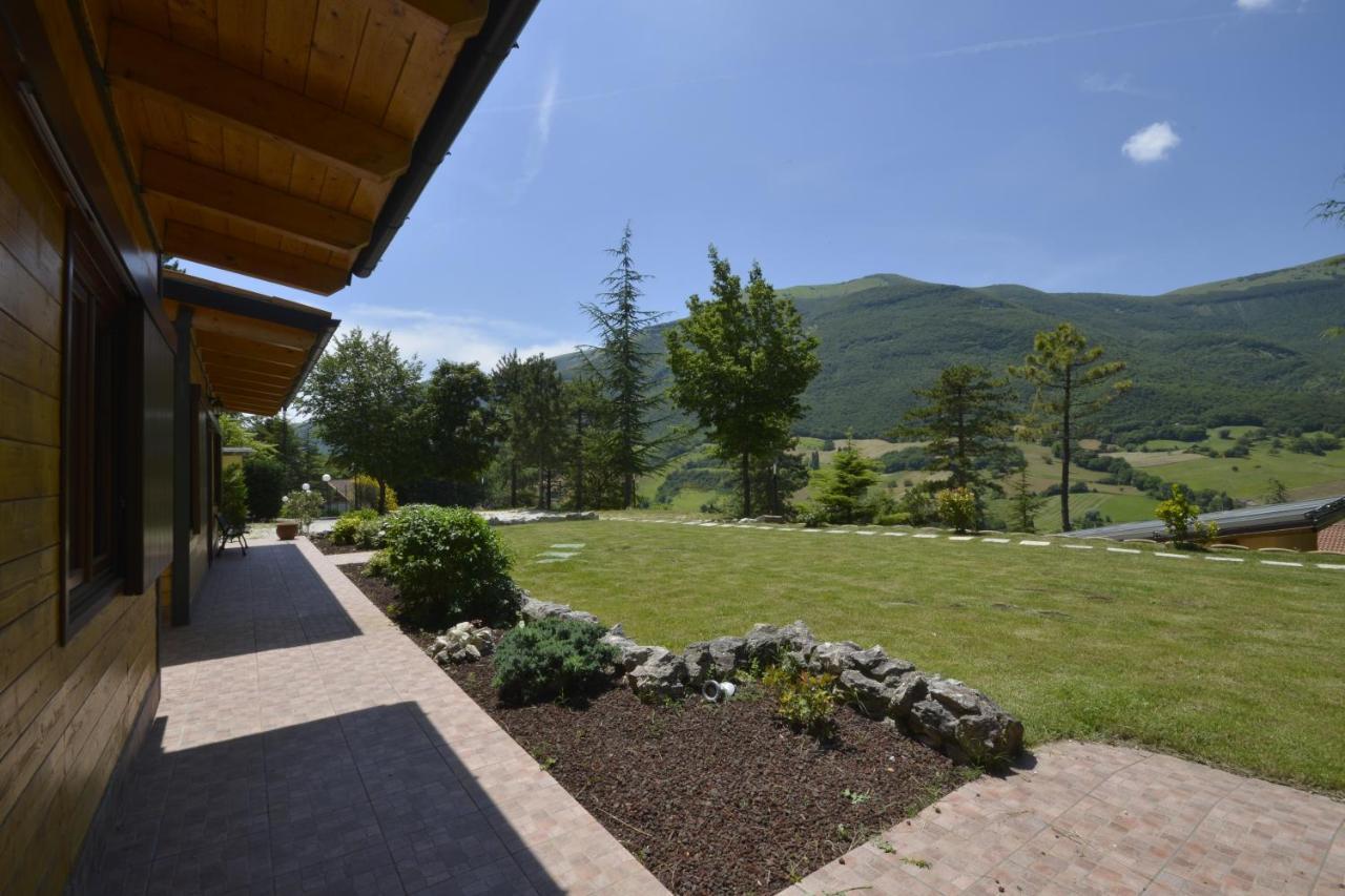 Hotel Pineta Ristorante Country House In Fabriano Campodonico  Εξωτερικό φωτογραφία