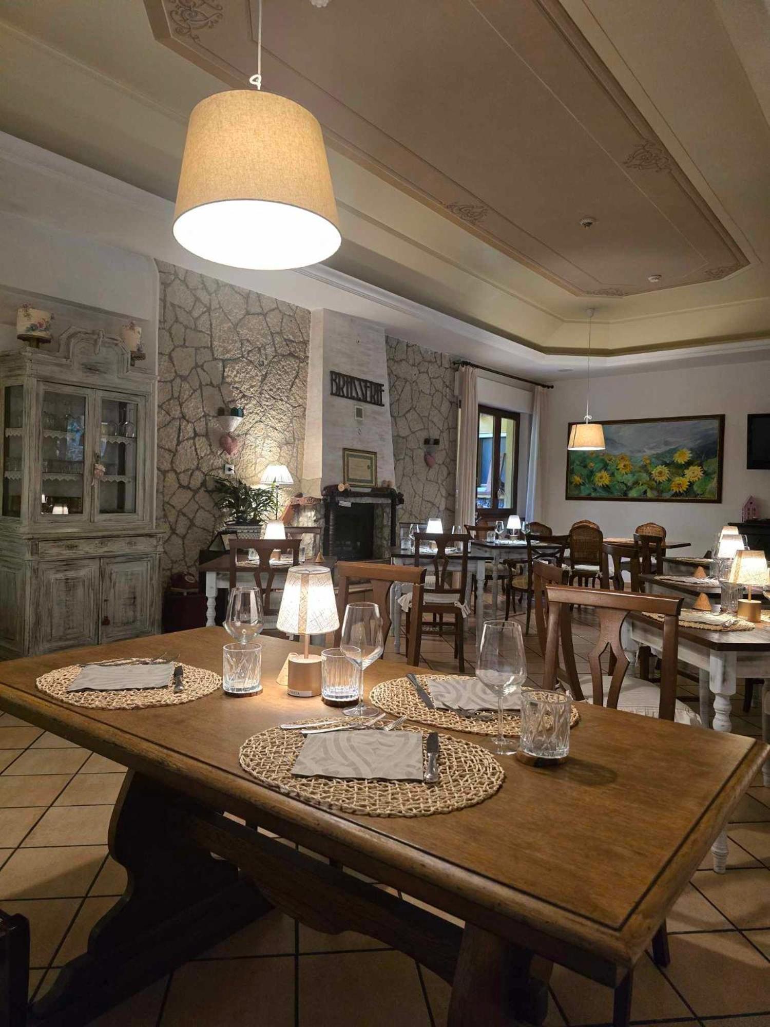 Hotel Pineta Ristorante Country House In Fabriano Campodonico  Εξωτερικό φωτογραφία