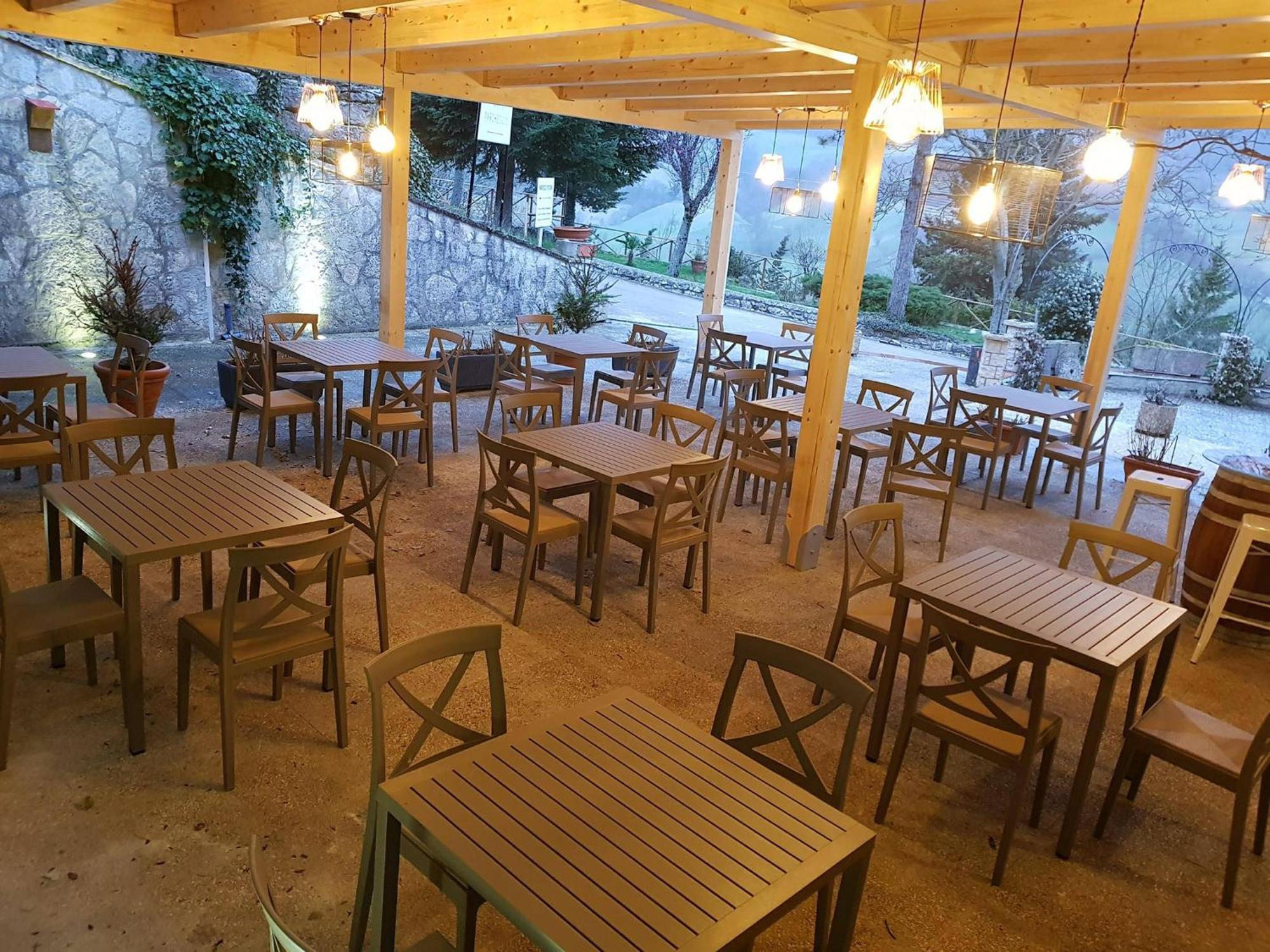 Hotel Pineta Ristorante Country House In Fabriano Campodonico  Εξωτερικό φωτογραφία