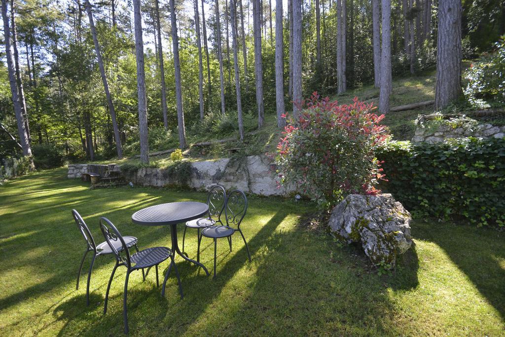 Hotel Pineta Ristorante Country House In Fabriano Campodonico  Εξωτερικό φωτογραφία